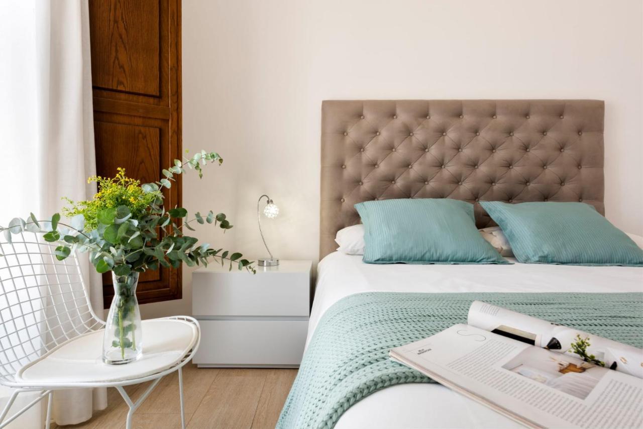 Atico Deluxe Terraza Privada Con Vistas A La Giralda Apartamento Sevilla